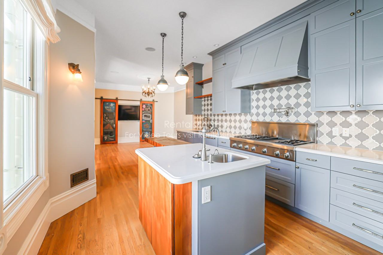 567 Waller St - Photo 3 of 33
