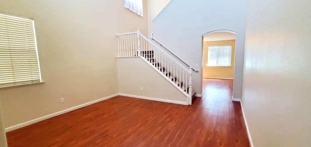 1618 Fontanella Way - Photo 5 of 40