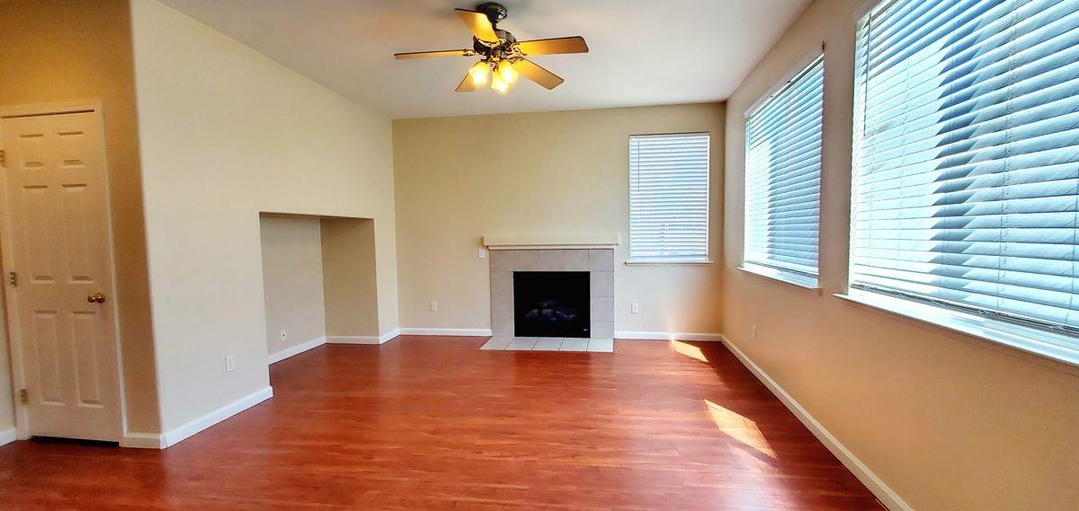 1618 Fontanella Way - Photo 6 of 40
