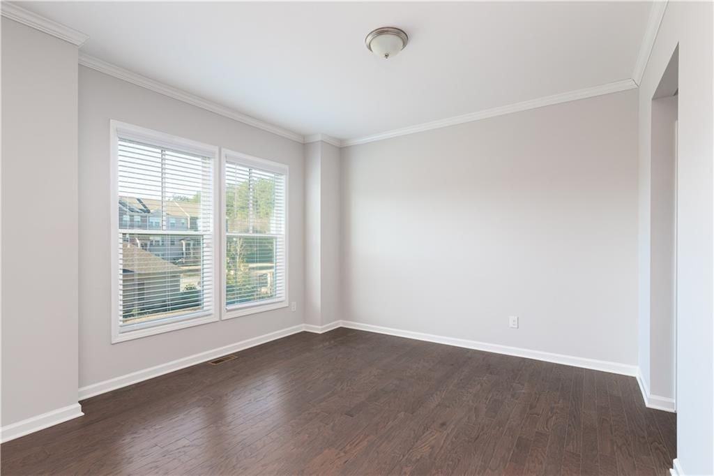 770 Sunset Park Dr - Photo 6 of 30