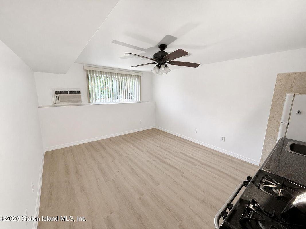 38 Pebble Ln - Photo 2 of 6