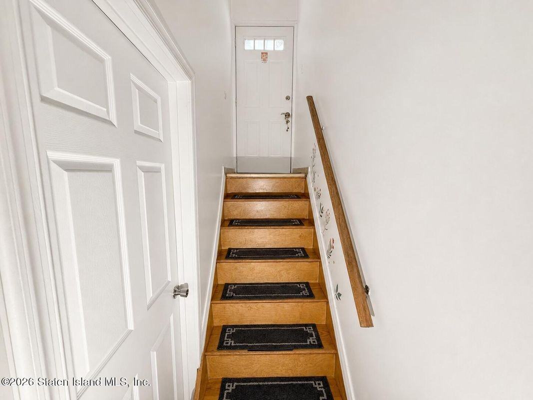 38 Pebble Ln - Photo 6 of 6