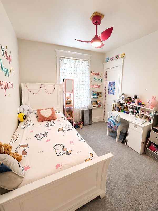 63 Elm St - Photo 4 of 11