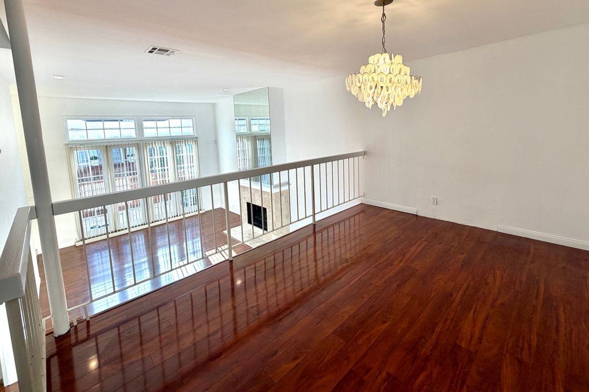 5420 Lindley Ave ##21 - Photo 3 of 25