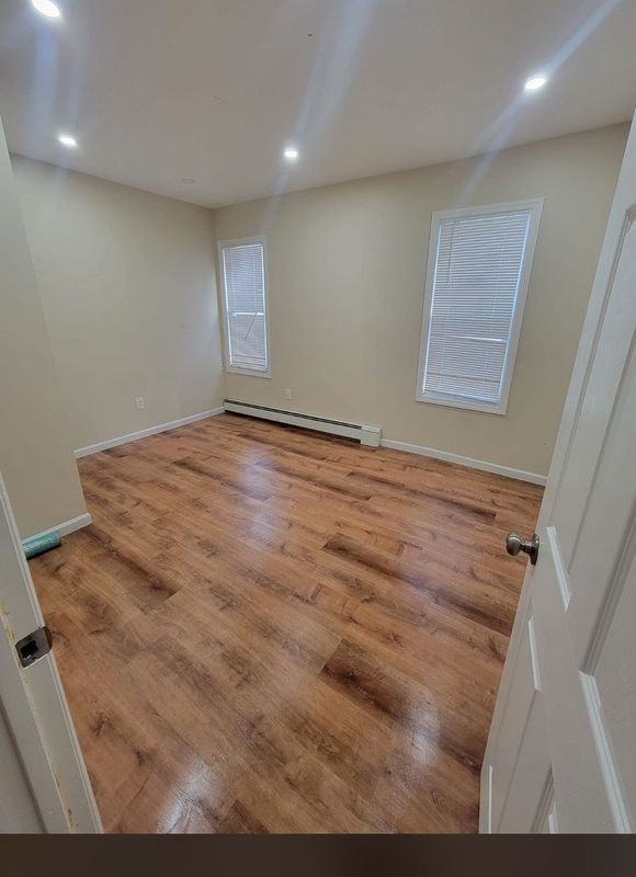 10926 174th St - Photo 5 of 8