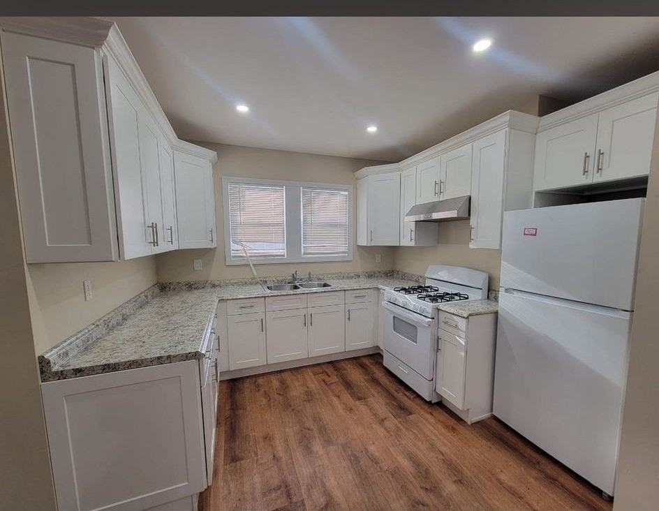 10926 174th St - Photo 6 of 8