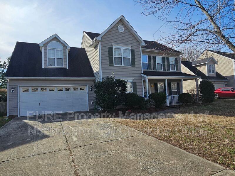 4423 Cades Cove Dr - Photo 3 of 32