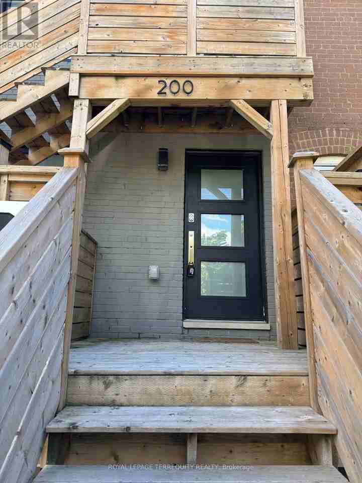 200 Munro Street - Photo 2