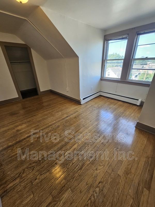 76 N Union St - Photo 6 of 11
