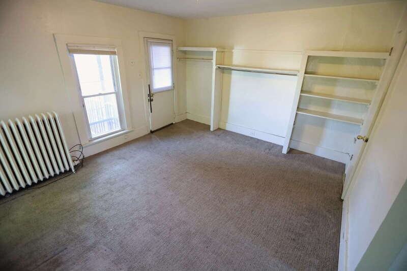 112 S 8th St #5 - Photo 2 of 5