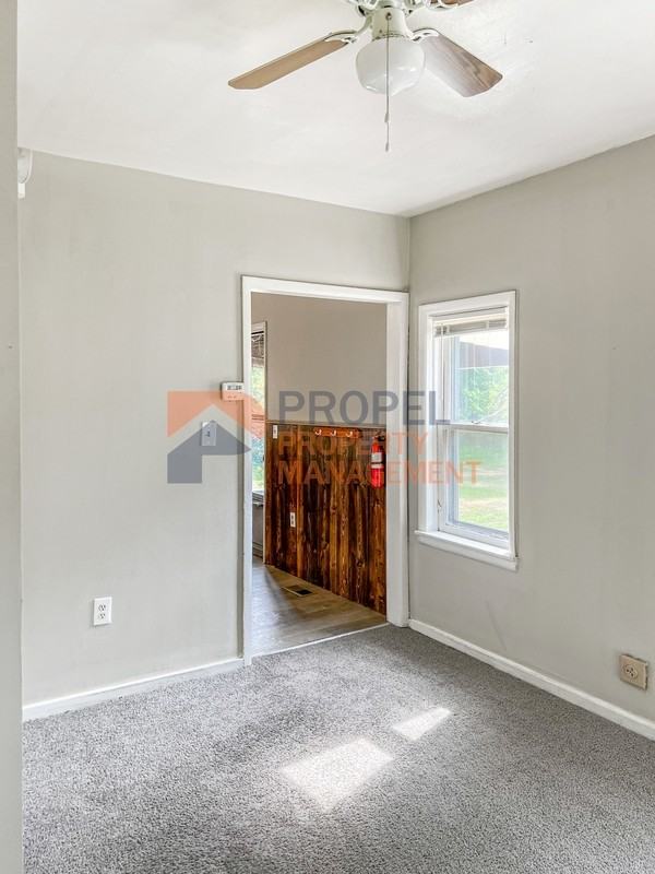 5614 S Wayne Rd - Photo 5 of 5