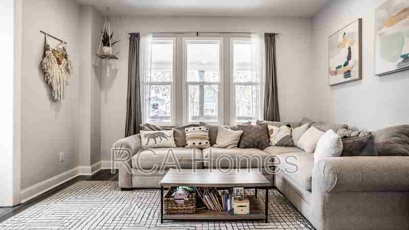 1547 Hoyt Ave - Photo 4 of 24