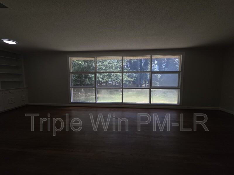 318 W Bell St - Photo 6 of 40