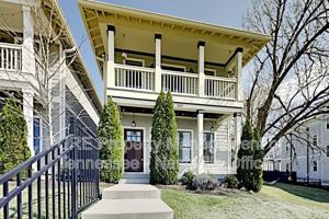 featured image of 1807B Sevier St