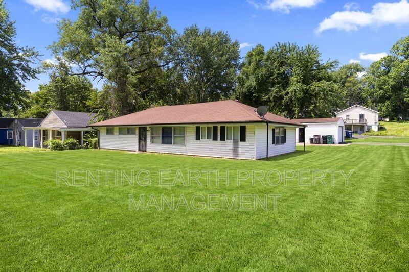 9835 Winkler Dr - Photo 3 of 20