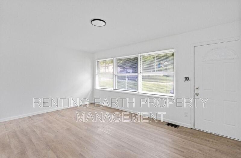 9835 Winkler Dr - Photo 4 of 20