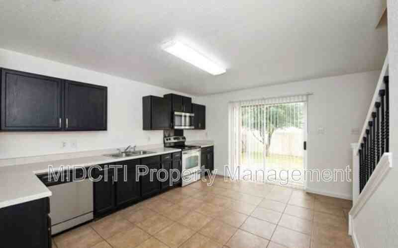 9739 Chelsea Cir - Photo 4 of 20