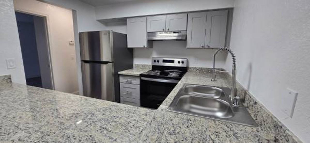 3800 Madison Ave - Photo 4 of 18