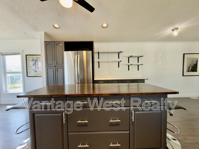 1776 Shannon Lake Rd - Photo 3 of 24
