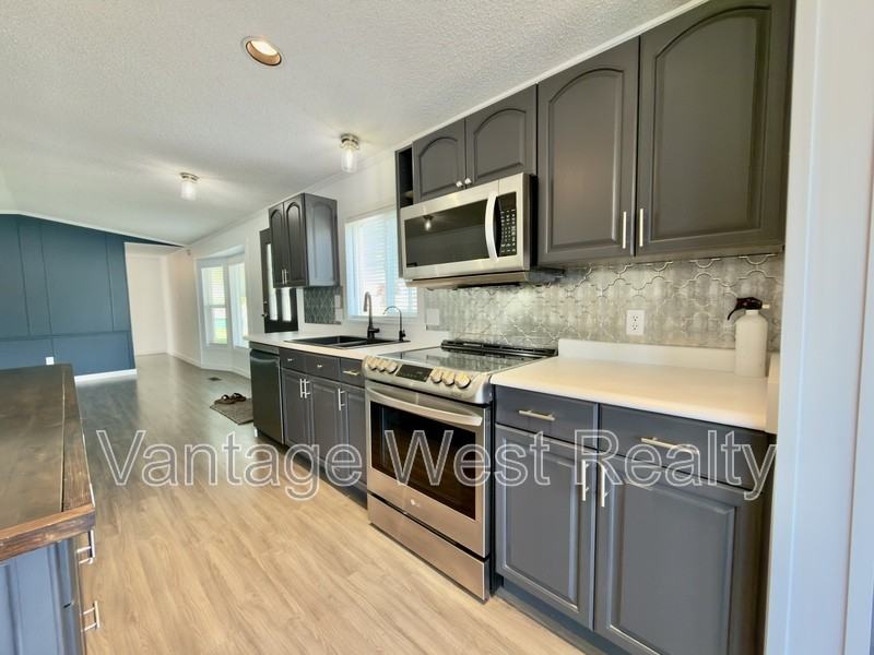 1776 Shannon Lake Rd - Photo 5 of 24
