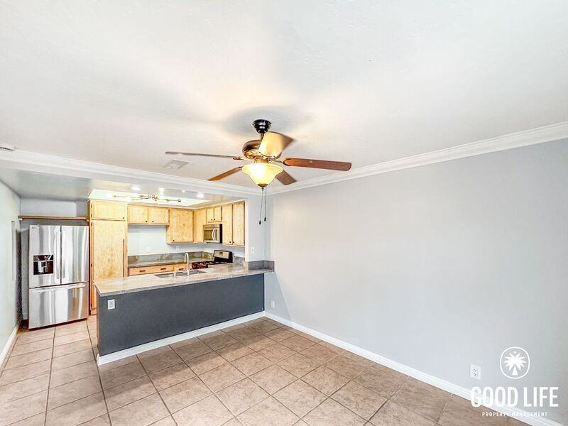 21714 Lake Vista Dr - Photo 4 of 27