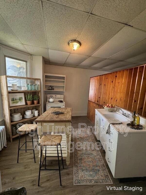 38 E Franklin St - Photo 2 of 8