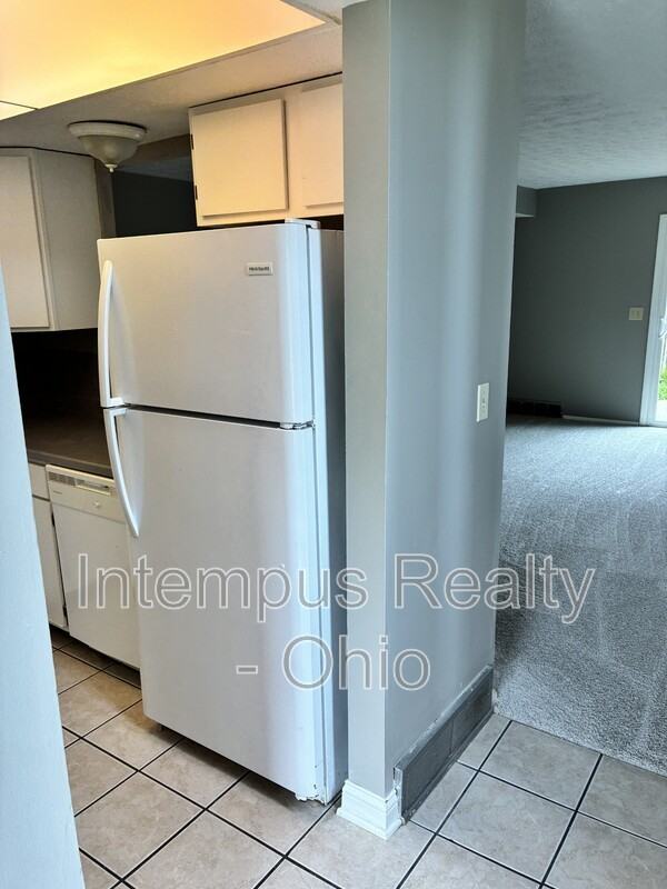 21 King Arthur Ct - Photo 4 of 24