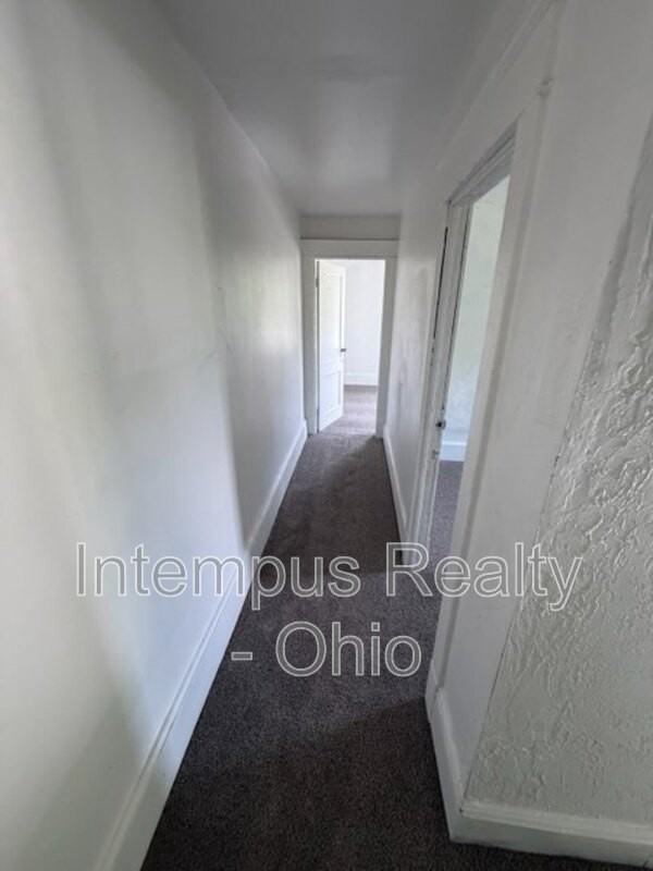 550 W Myrtle Ave - Photo 5 of 8