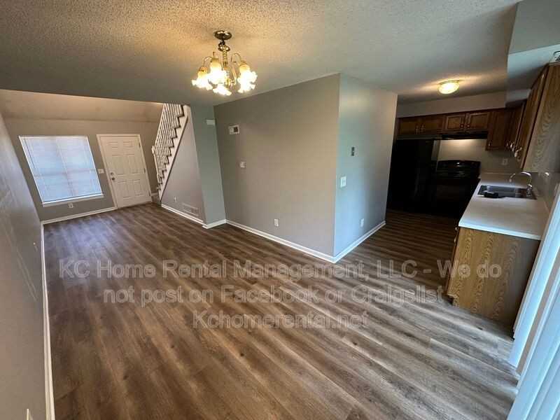 104 Francis St - Photo 4 of 31