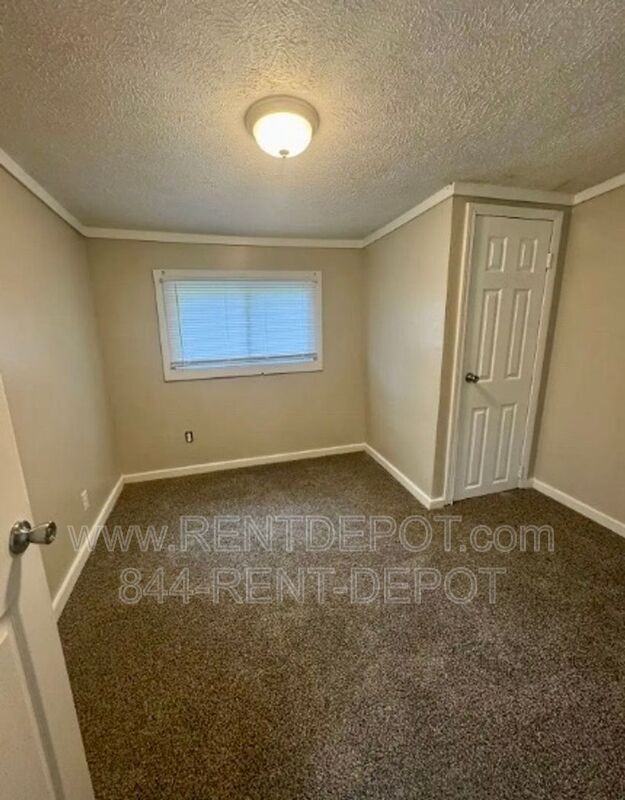 1021 Vanderburgh Ave - Photo 7 of 10