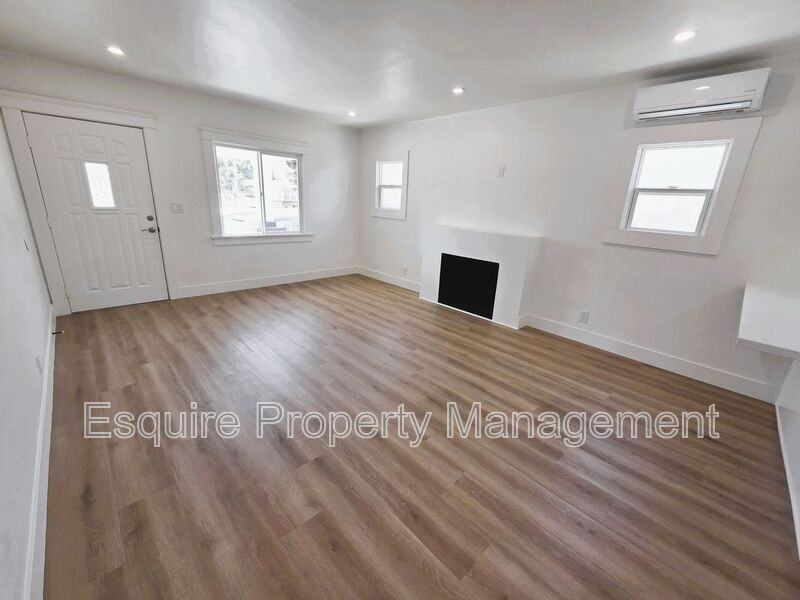 514 S Seaward Ave - Photo 5 of 16