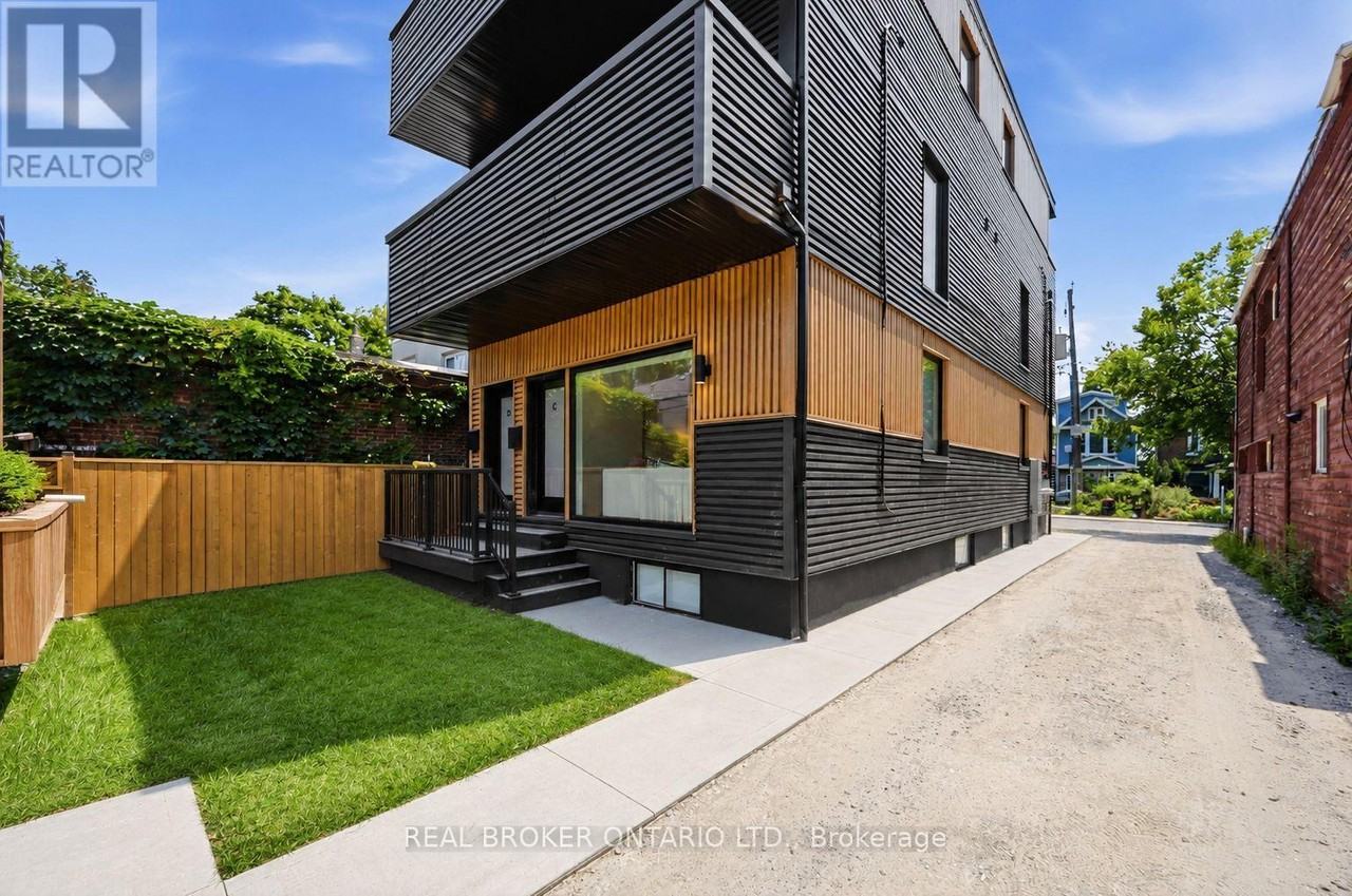 102 Boultbee Avenue #C - Photo 2 of 20