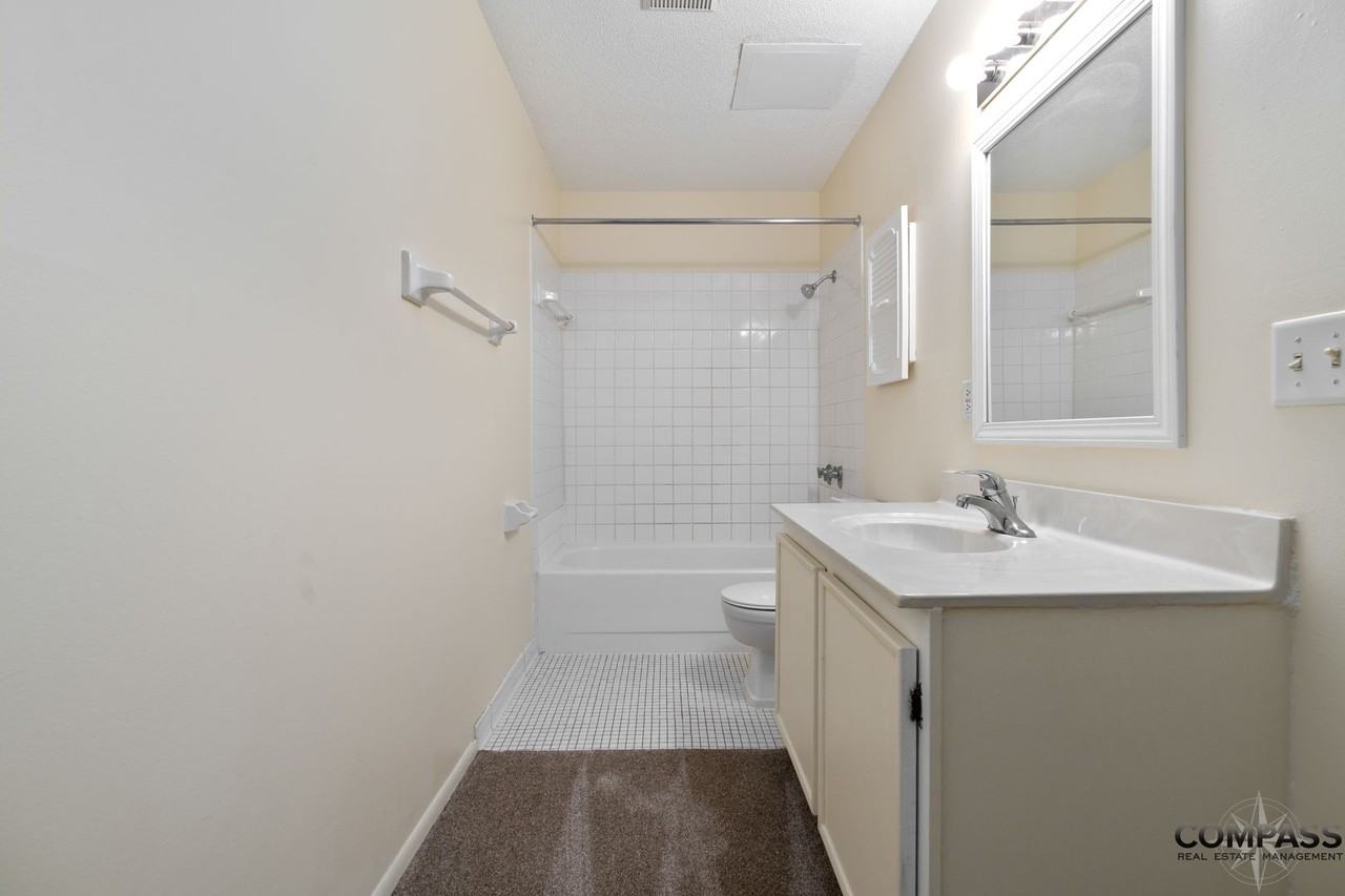 2215 - Westwinds Apartments - Photo 6 of 36