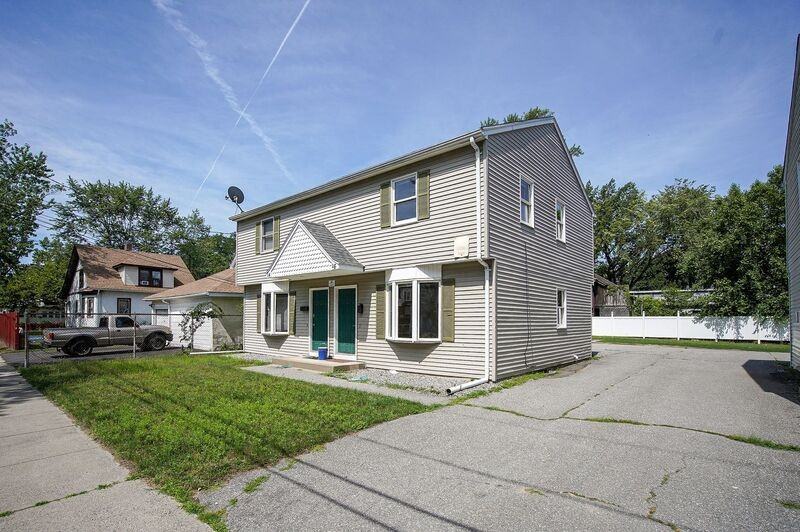 16 Gold St #16 - Photo 2 of 18