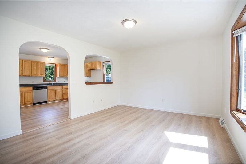 16 Gold St #16 - Photo 3 of 18