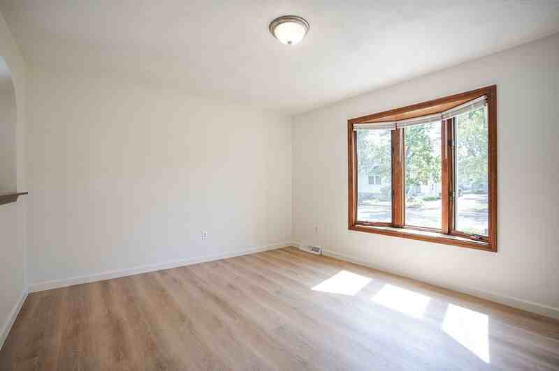 16 Gold St #16 - Photo 4 of 18