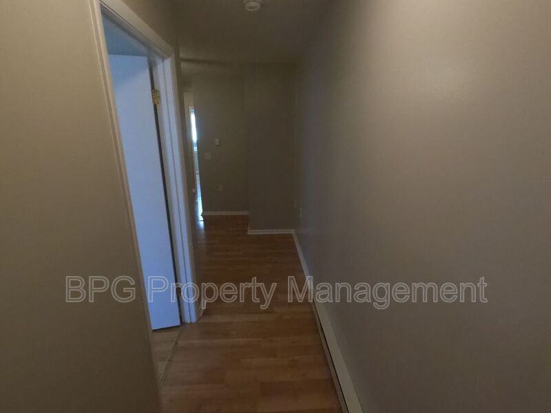 205 N Main St #8 - Photo 4 of 47