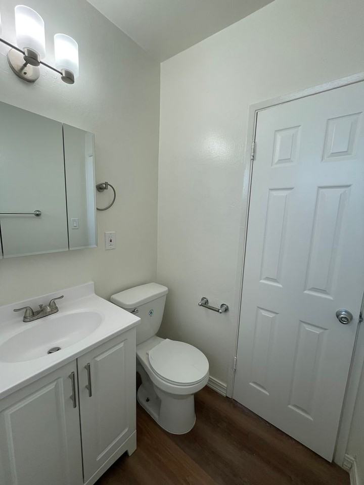 6100 11th Avenue #4 - Photo 5 of 10
