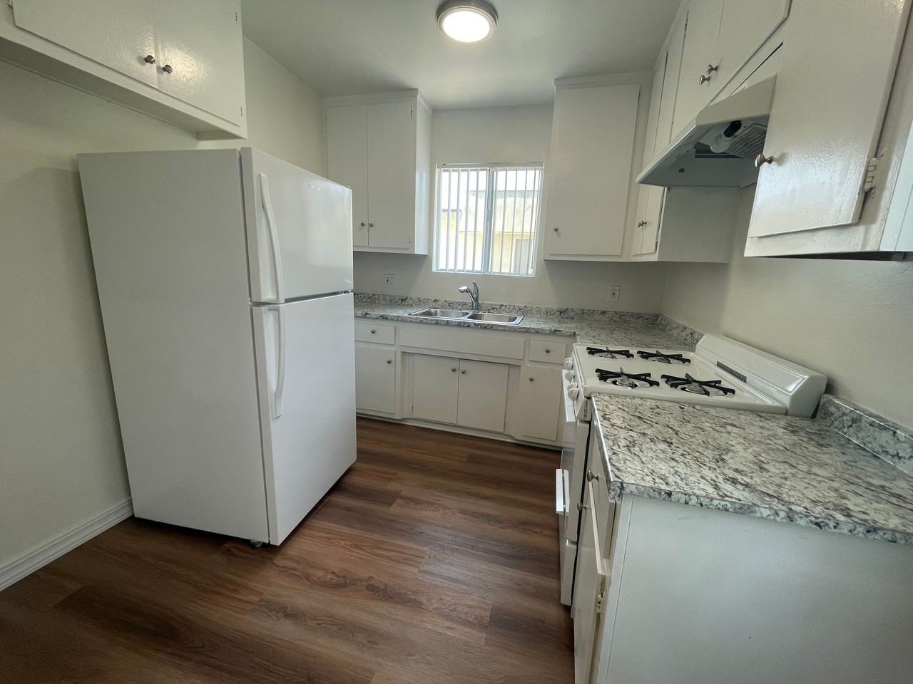 6100 11th Avenue #4 - Photo 6 of 10
