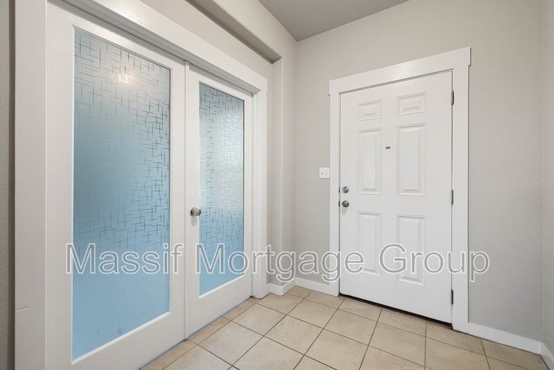 300 Ancellotta Way - Photo 5 of 29