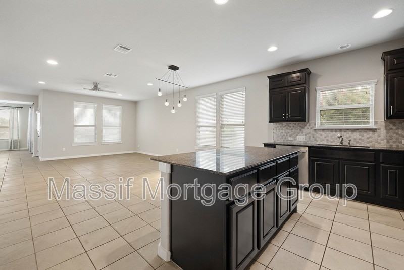 300 Ancellotta Way - Photo 7 of 29