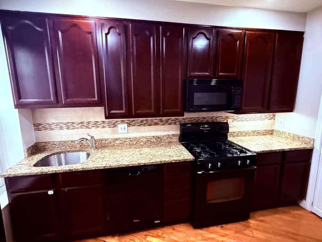 66 Beacon St #2 - Photo 7 of 8