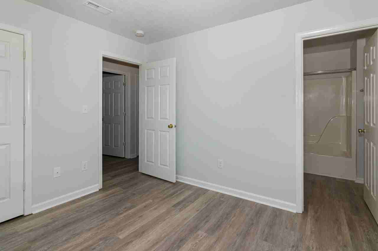 700 Simpson Rd #13 - Photo 3 of 5