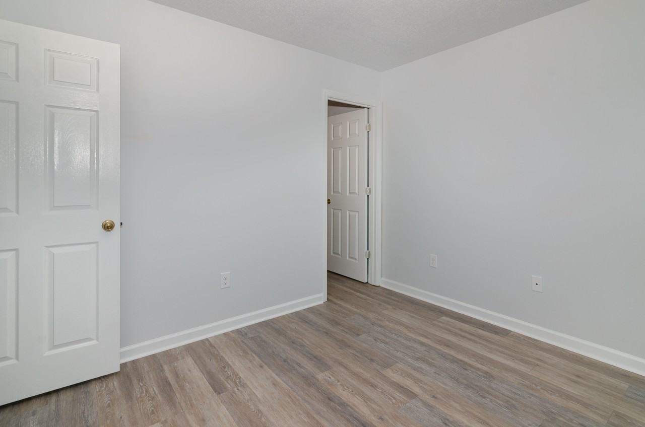 700 Simpson Rd #13 - Photo 4 of 5