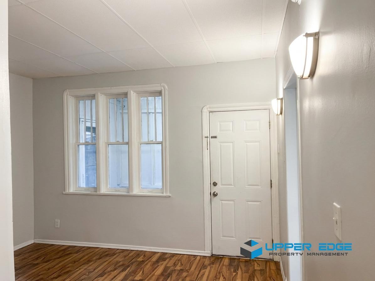 670 Alfred Avenue #A - Photo 4 of 7