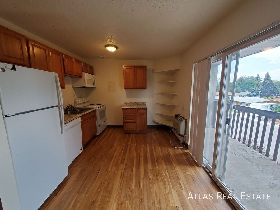 112 Rutgers Avenue - Photo 3 of 12