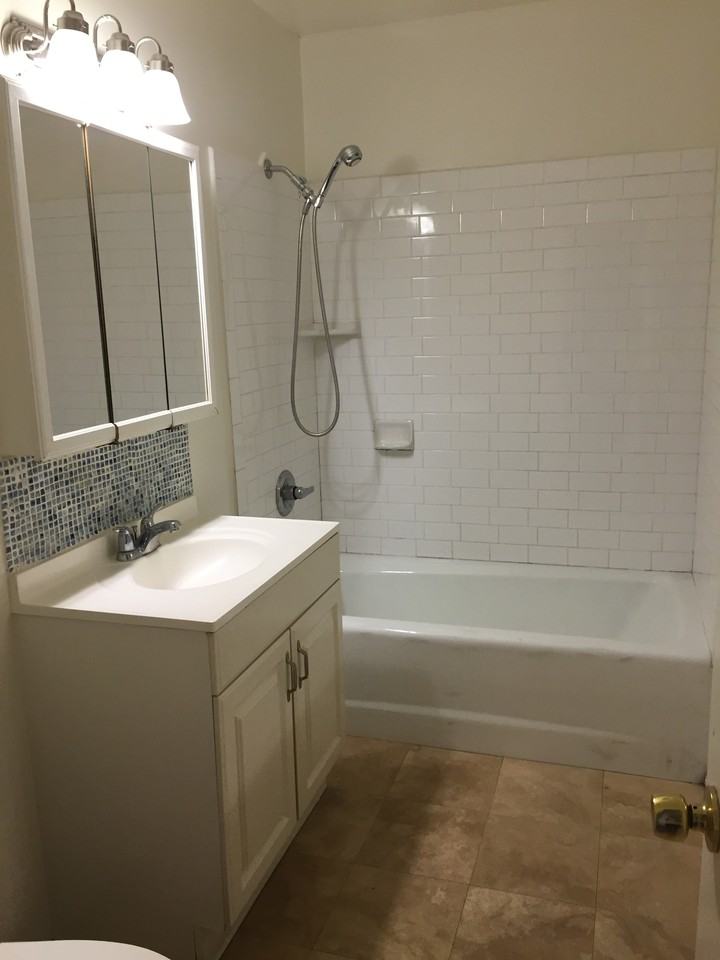 7716 South Figueroa Street #4 - Photo 3 of 8