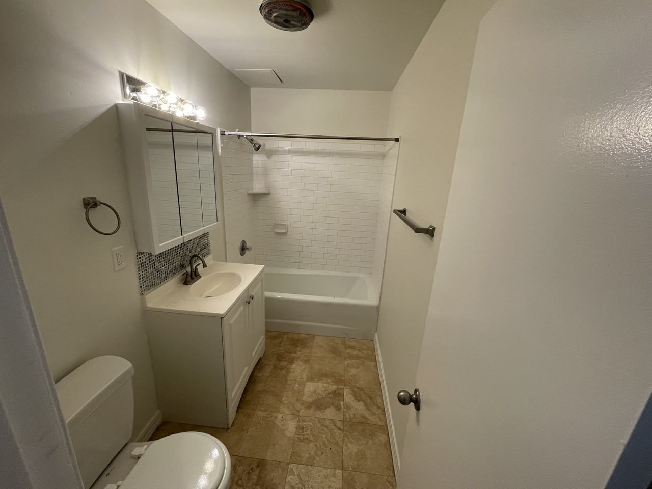 7716 South Figueroa Street #4 - Photo 4 of 8