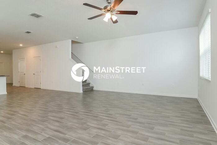 6429 Sprucepine Ln - Photo 2 of 17
