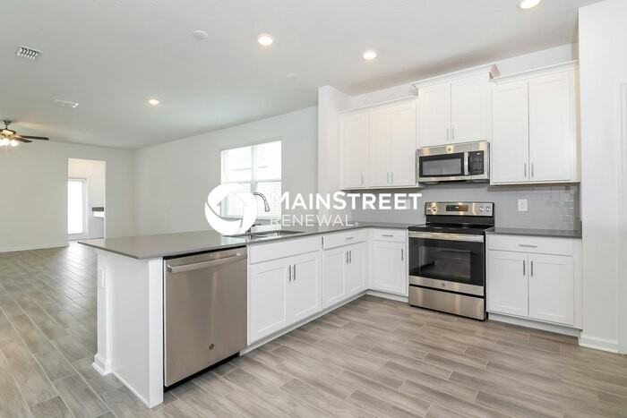 6429 Sprucepine Ln - Photo 4 of 17
